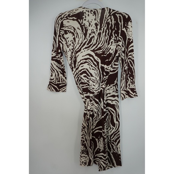 Diane von Furstenberg Wrap Tie Dress Womens 8 Brown Ivory Silk Wrap 3/4 Sleeve - Picture 4 of 4